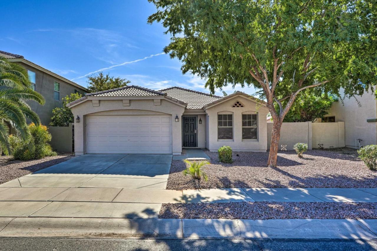Avondale Home With Pool, 5 Mi To State Farm Stadium! Luaran gambar