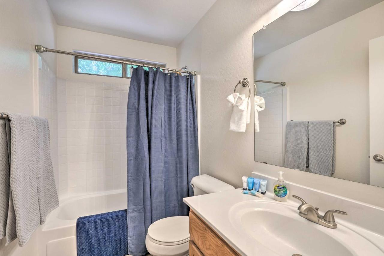 Avondale Home With Pool, 5 Mi To State Farm Stadium! Luaran gambar