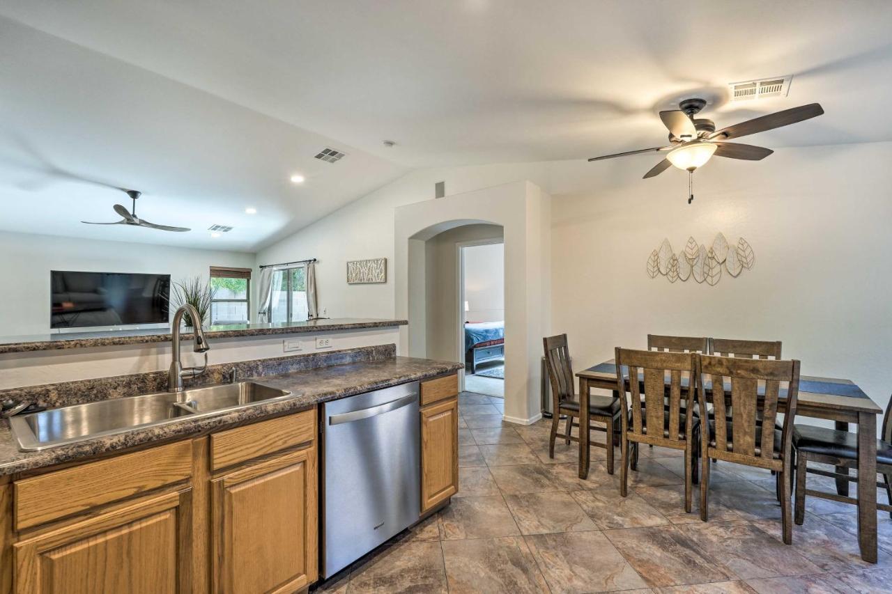 Avondale Home With Pool, 5 Mi To State Farm Stadium! Luaran gambar